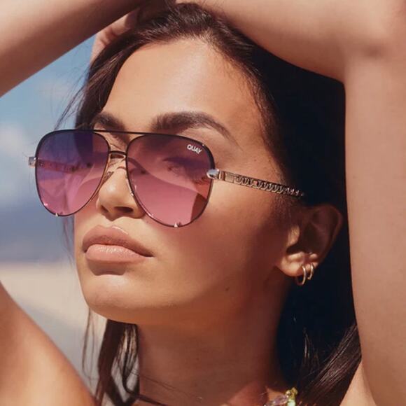 Quay Australia x Love Island High Key Links Gold Black Pink - Picture 1 of 9